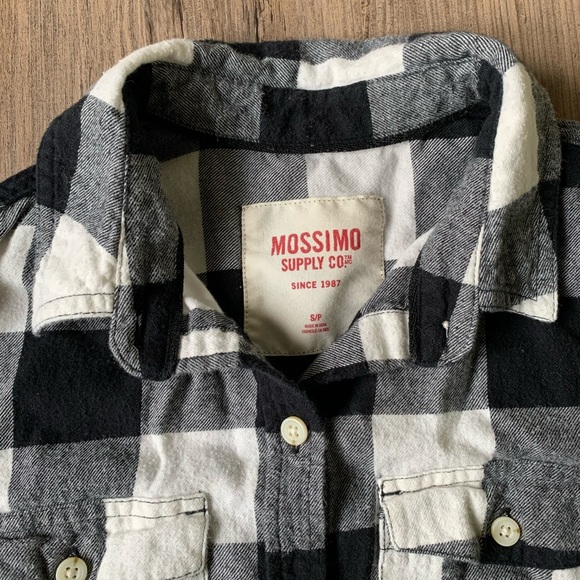 Mossimo x Target | Plaid Button Down - Picture 3 of 9